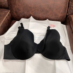 Cacique Elegant Black  Back-Smoothing Women's Bra